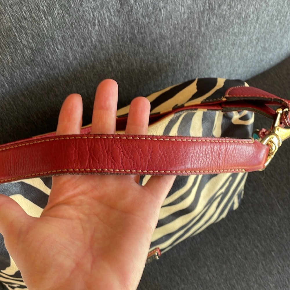 Dooney & Bourke Zebra Print Leather Bag vintage 14x16” - Picture 8 of 15